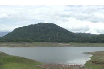 මෙච්චර වැහැලත් වික්ටෝරියාව හිඳිලා