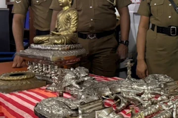 02 கோடி பெறுமதியான சிலைகளைத் திருடிய தேரர்கள்!