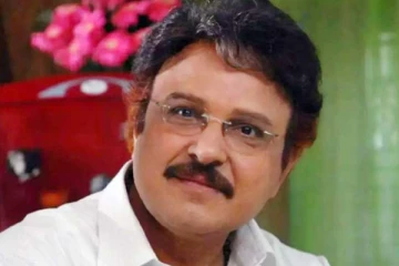 சரத்பாபுவின் இறுதி ஊர்வலம் தொடங்கியது... கண்ணீர் சிந்தும் ரசிகர்கள்