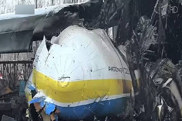 ரஷ்யாவால் தாக்கப்பட்ட உலகின் மிகப்பெரிய விமானத்தின் தற்போதைய நிலை! அதிர்ச்சி புகைப்படங்கள் | Russia Troops Attack World Biggest Cargo Flight