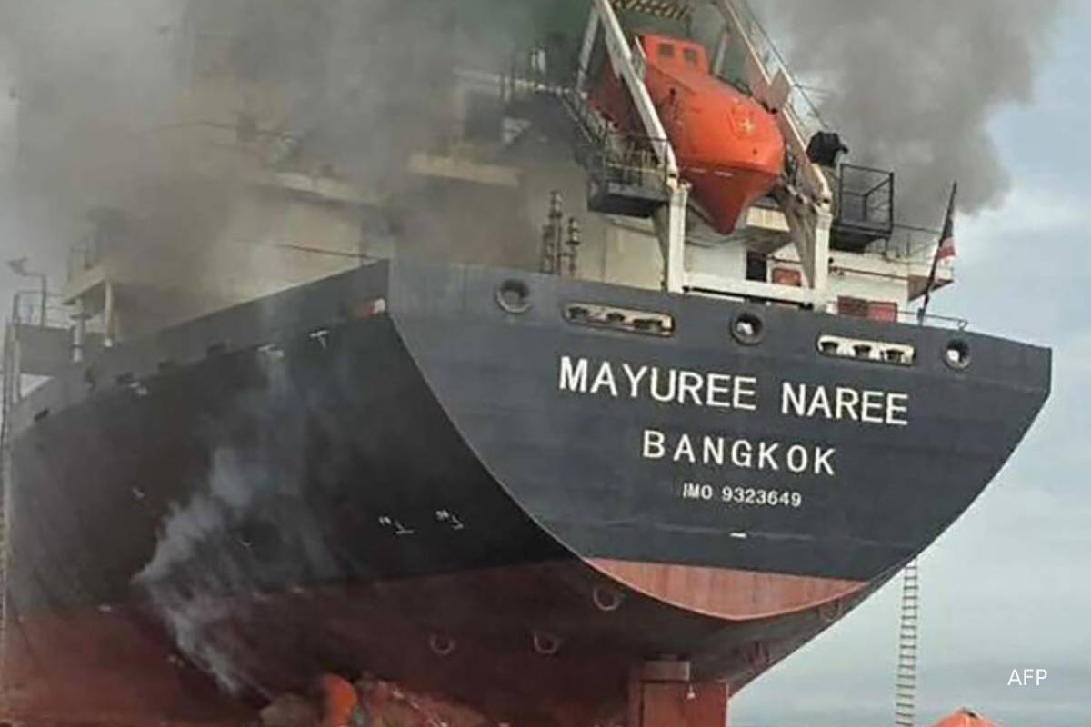 பற்றியெரியும் எண்ணெய் கப்பல்கள்... உலக நாடுகளுக்கு ஈரான் விடுத்த புதிய எச்சரிக்கை | Iran Tells World Get Ready For