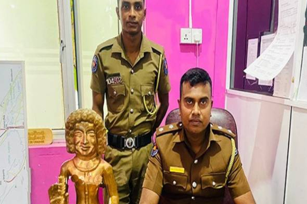 யாழில் சிக்கிய வவுனியாவில் திருடப்பட்ட பல லட்சம் மதிப்பிலான ஐம்பொன் சிலை! | Aimbon Idol Stolen In Vavuniya Trapped In Jaffna