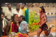 வியக்க வைத்த தாய்ப்பாசம்; மெய்சிலிக்க வைக்கும் 19 வயது இளைஞன்!