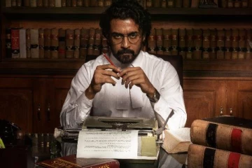 ஜாதியை தூண்டுகிறாரா பிரபல இயக்குநர்! அதுவும் சூர்யா படத்தை வைத்த கருத்துதான் இப்படி!