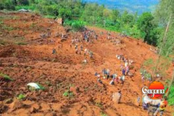 මහනුවර නායයෑමකින් තිදෙනෙකු ජීවිතක්ෂයට - තවත් 17ක් අතුරුදන්