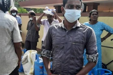 யாழ் எரிவாயு  நிலையமொன்றில் பதற்ற நிலை!