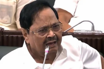 டாஸ்மாக் மதுவில் கிக் இல்லாததால் கள்ளச்சாராயம் குடிக்கின்றனர் - அமைச்சர் துரைமுருகன்!