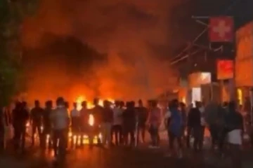 நீர்கொழும்பில் பதற்ற நிலை.. வன்முறை வெடிப்பு - 6 பேர் வைத்தியசாலையில் (Video)