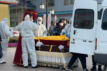 சீனாவில் அதிகரித்து வரும் கோவிட் தொற்று: ஒரே வாரத்தில் சுமார் 13,000 பேர் உயிரிழப்பு