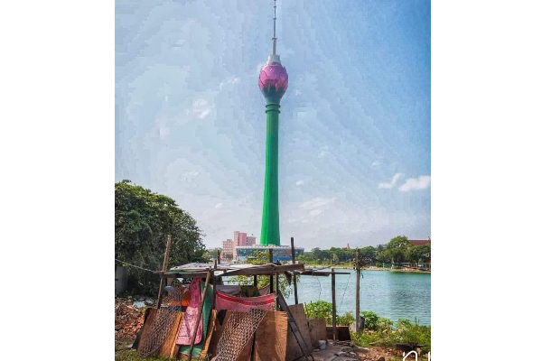 வானளாவ உயர்ந்து நிற்கும் தாமரை கோபுரத்தின் அடிவாரத்தில் உள்ள மக்களின் நிலை | People At The Base Of The Lotus Tower வானளாவ உயர்ந்து நிற்கும் தாமரை கோபுரத்தின் அடிவாரத்தில் உள்ள மக்களின் நிலை | People At The Base Of The Lotus Tower