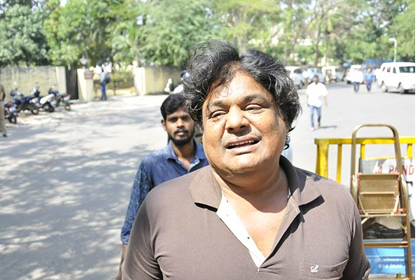 நடிகையின் சொத்து அபகரிக்க முயற்சி - மன்சூர் அலிகான் மீது போலீசில் புகார் | Actor Mansour Alikon