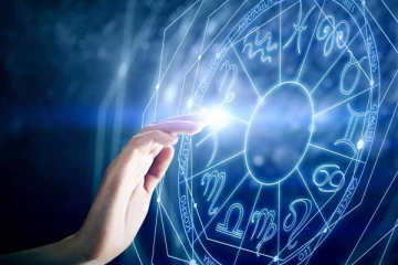 இன்றைய தினம் தொழிலில் முன்னேற்றம் அடையவுள்ள ராசிக்காரர் நீங்களா? இன்றைய ராசிப்பலன்!