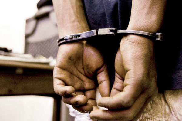 சட்டவிரோதமாக தொல்பொருள் அகழ்வில் ஈடுபட்ட அறுவர் அதிரடி கைது! | Six Arrested For Excavating Antiquities