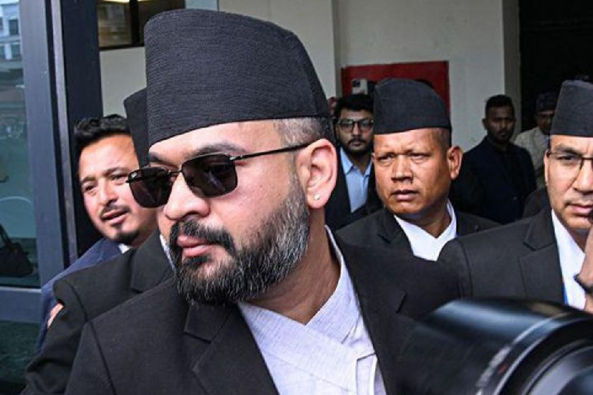 நேபாள அரசியலில் அதிரடி மாற்றம் : பிரதமராகப் பதவியேற்றார் முன்னாள் ராப் இசைக்கலைஞர் | Nepali Politics Former Rapper Balan Shah Pm