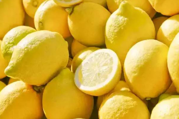 பிரபல நாடொன்றில் திடீரென எலுமிச்சை பழத்தை தேடும் மக்கள்! | People Looking For Lemons In A China Suddenly