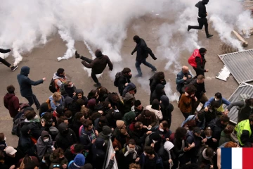 பிரான்ஸ் போராட்டங்கள்: பேச்சுவார்த்தைக்கு முன்வந்துள்ள பிரான்ஸ் பிரதமர்