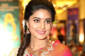 செம மார்டன் உடையில் நடிகை சினேகா.. அனைவரையும் கவர்ந்த புகைப்படம்