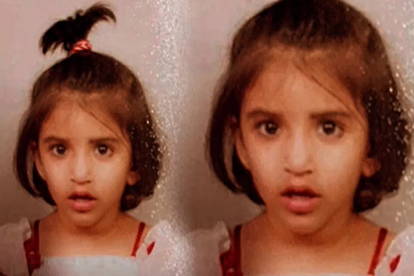 இந்த போட்டோவில் இருக்கும் சென்சேஷனல் நடிகை யார் என்று தெரிகிறதா? | Sreeleela Childhood Photo