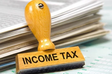 45,000 ரூபாவுக்கு மேல் வருமானம் ஈட்டுபவர்களிடமும் வரி விதிக்க IMF பரிந்துரை