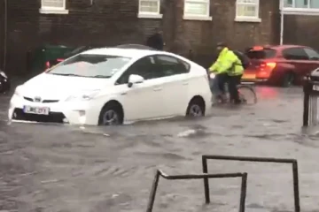 வெள்ளத்தில் மிதந்த லண்டன்!.. மனிதர்களுக்கு அடிக்கப்பட்ட ஓர் எச்சரிக்கை மணி- உடனடி நடவடிக்கை தேவை