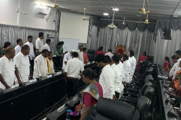தேவை இல்லாமல் மூக்கை நுழைத்த துணை முதல்வர் ; இரவு 07 மணி வரை நீடித்த யாழ் மாநகர சபை அமர்வு | Jaffna Municipal Council Session Until 7Pm