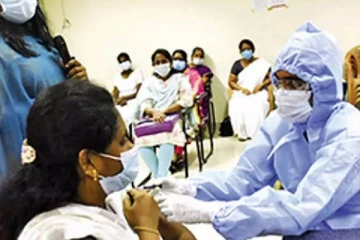 தமிழக-கேரளா எல்லை சோதனை சாவடியில் மாவட்ட ஆட்சியர் திடீர் ஆய்வு