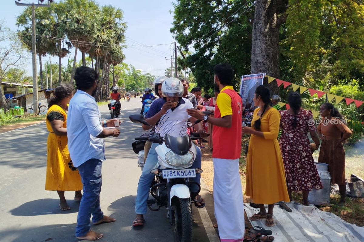 மட்டக்களப்பில் உணர்வுபூர்வமாக அனுஷ்டிக்கப்பட்ட முள்ளிவாய்க்கால் நினைவேந்தல் | Mullivaikkal Memorial Day 2026 Batticaloa மட்டக்களப்பில் உணர்வுபூர்வமாக அனுஷ்டிக்கப்பட்ட முள்ளிவாய்க்கால் நினைவேந்தல் | Mullivaikkal Memorial Day 2026 Batticaloa
