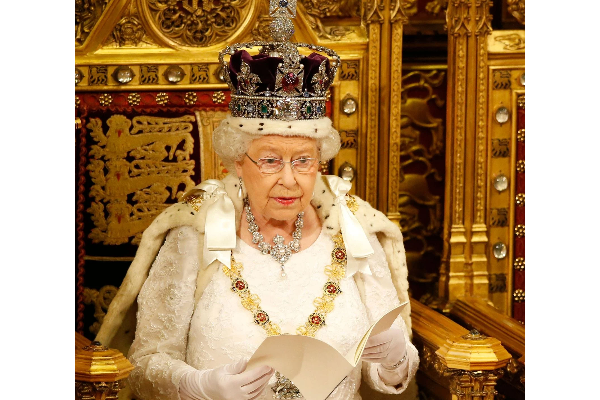 இறப்பதற்கு ஐந்து நாட்கள் முன்னதாக மகாராணி தெரிவித்த விடயம் | Queen Shares Few Things Before She Passed Away