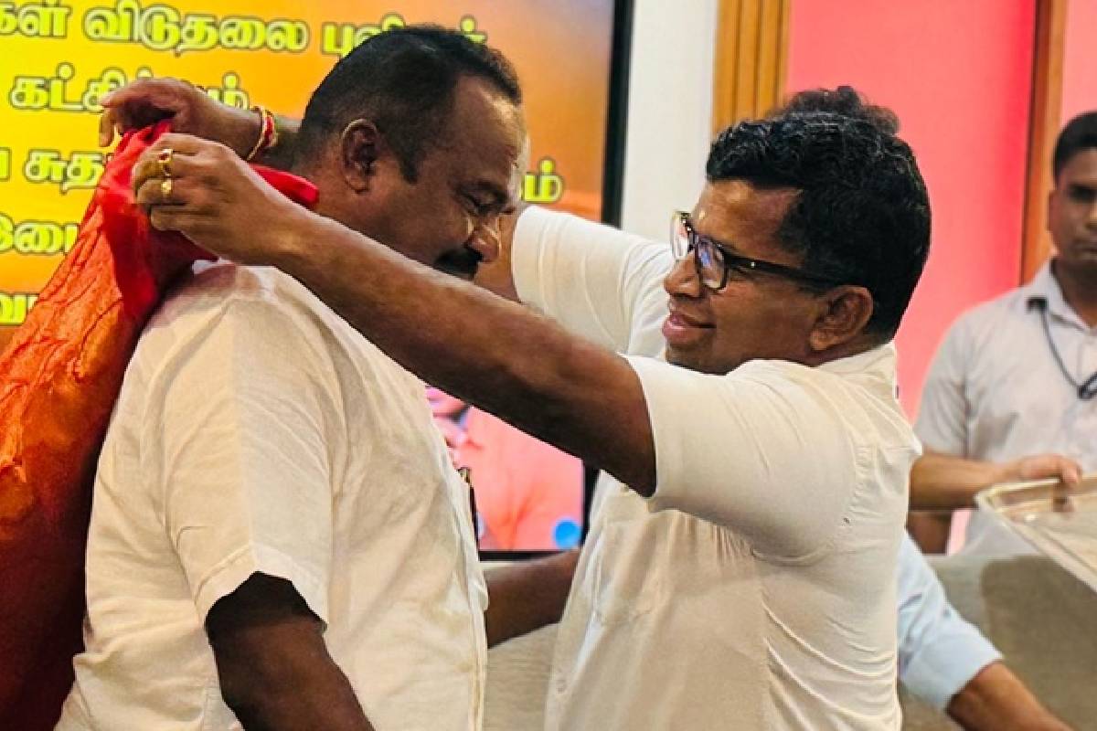 பொலிஸ் மைதானத்திற்கு ஒரு பெண்ணுடன் வந்த கருணா: முன்னாள் பிரதிப் பொலிஸ் மா அதிபர் விவரித்த சம்பவம் | Karuna Amman And Pillayan Priyantha Jayakody பொலிஸ் மைதானத்திற்கு ஒரு பெண்ணுடன் வந்த கருணா: முன்னாள் பிரதிப் பொலிஸ் மா அதிபர் விவரித்த சம்பவம் | Karuna Amman And Pillayan Priyantha Jayakody