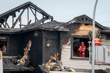 தீக்கிரையான வீடு... உடல் கருகி பலியான ஆசிய குடும்பம்: பொதுமக்கள் கண்ணீர் அஞ்சலி