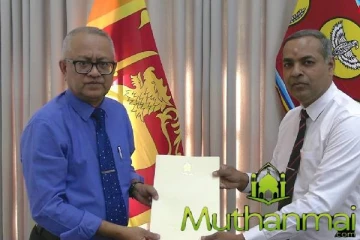 கிழக்கு மாகாண கல்வி அமைச்சின் செயலாளராக பதவியேற்ற குணநாதன்