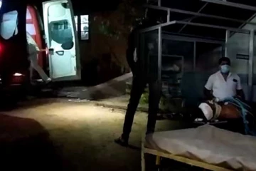 රාජ්‍ය ඇමතිගේ රථයේ ගැටී පුද්ගලයෙකුට අසාධ්‍යයි..!