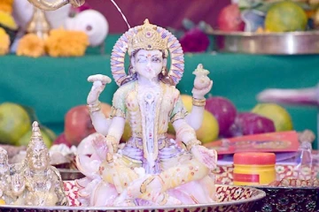 கடன் பிரச்சனை தீர பைரவருக்கு 9 வாரங்கள் இந்த பரிகாரம் செய்யுங்க...