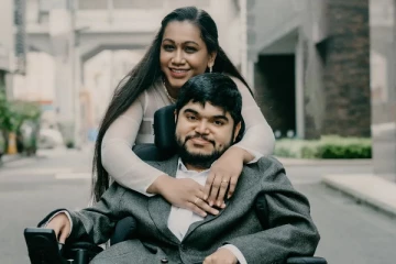 நெப்போலியன் மகன் தனுஷ் - அக்ஷயா ஜோடியாக போட்டோஷூட்! வைரலாகும் புது ஸ்டில்கள்