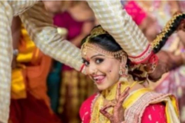 உங்களோட ராசிப்படி உங்களுக்கு எப்படி திருமணம் நடக்கும்! ஆடம்பரத்தின் உச்சத்தில் இருக்கும் ராசிக்காரர்கள் யார் யார் தெரியுமா?