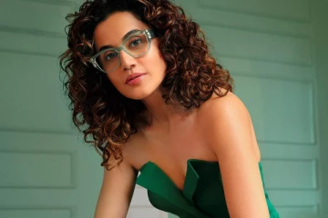 டாப்ஸி இப்படி ஒரு கதையில் நடிக்கிறாரா.. அடுத்த தமிழ் பட அப்டேட்