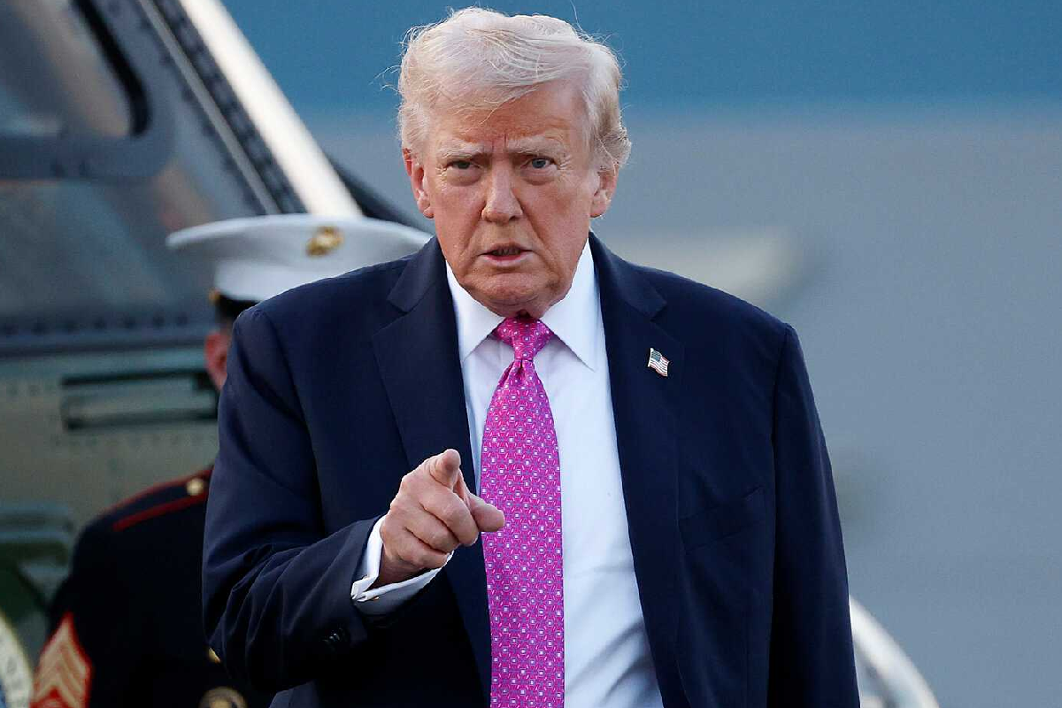 மத்திய கிழக்கிற்குள் அதிரடியாக களமிறங்கிய USS George HW Bush.. அதிகரிக்கும் பதற்றம்! | Trump Wont Nuke Iran 3Rd Aircraft Carrier Arrives