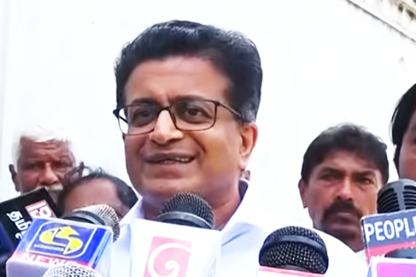 பிமலிடம் இருந்து பறிக்கப்பட்ட துறைமுக அமைச்சுப் பதவி: விளக்கமளித்த அரசாங்க தரப்பு! | Ports Ministry Position Taken Away From Bimal