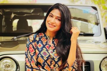 கடற்கரையில் ஷார்ட் உடையில்.. விஜயலக்ஷ்மியா இப்படி! வைரல் ஸ்டில்கள்