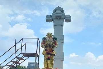 யாழ்.தந்தை செல்வா சதுக்கத்தில் இடிதாங்கி திருட்டு(Photos)