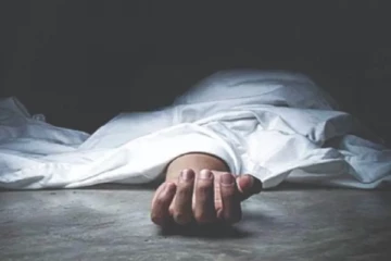 பேசியதற்காக கண்டித்த ஆசிரியர் - பள்ளியில் வைத்தே விபரீத முடிவெடுத்த மாணவன்