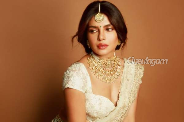 ஒதுக்கப்பட்டேன்.. இந்திய சினிமா பற்றி பிரியங்கா சோப்ரா அதிர்ச்சி பேட்டி | I Felt Limited Priyanka Chopra Leaving Bollywood ஒதுக்கப்பட்டேன்.. இந்திய சினிமா பற்றி பிரியங்கா சோப்ரா அதிர்ச்சி பேட்டி | I Felt Limited Priyanka Chopra Leaving Bollywood