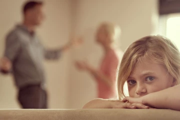 ஜனவரி 1 முதல் விவாகரத்தான சுவிஸ் பெற்றோருக்கு வரி தொடர்பில் ஒரு முக்கிய அறிவிப்பு