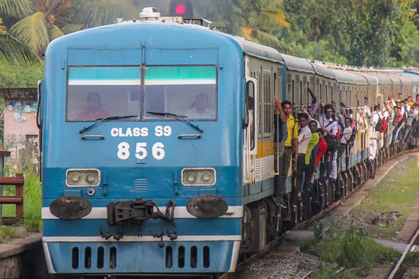 புகையிரத மின்சார ஊழியர்களுக்கும் முகாமையாளருக்கும் இடையில் விசேட கலந்துரையாடல் | Discussion Railway Electrical Staff And Manager