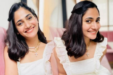 பிக் பாஸ் நடிகை லாஸ்லியாவின் க்யூட் போட்டோஷூட் புகைப்படங்கள்