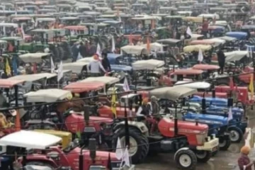 குடியரசு தினத்தில் இந்தியாவில் ரணகளம்