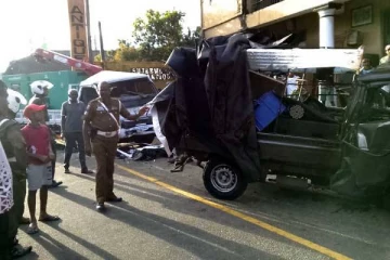 அம்பலாங்கொடை விபத்தில் ஒருவர் உயிரிழப்பு: இருவர் வைத்தியசாலையில் அனுமதி