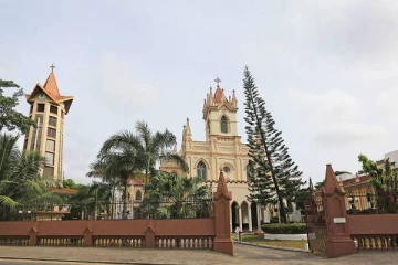 கைக்குண்டு விவகாரத்தில் உண்மைத்தன்மை வெளிவரும் வரை போராடுவோம்! பேராயர் அதிரடி
