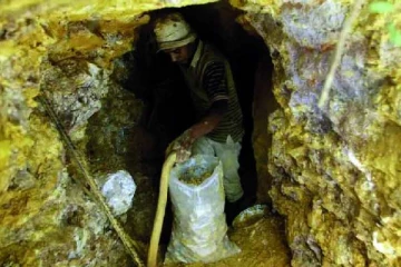 சீனாவில் 1,000 தொன் தங்க புதையல் ; மிரளும் உலக நாடுகள்