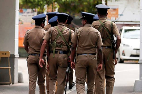 பெக்கோ சமன் வாக்குமூலம் அதிர்ச்சி ; முன்னாள் போக்குவரத்து அதிகாரி மீது குற்றச்சாட்டு | The Official Who Received A Bribe From Peko Saman பெக்கோ சமன் வாக்குமூலம் அதிர்ச்சி ; முன்னாள் போக்குவரத்து அதிகாரி மீது குற்றச்சாட்டு | The Official Who Received A Bribe From Peko Saman